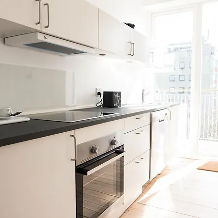 Lovely 2-br With Large Balcony - 67 *